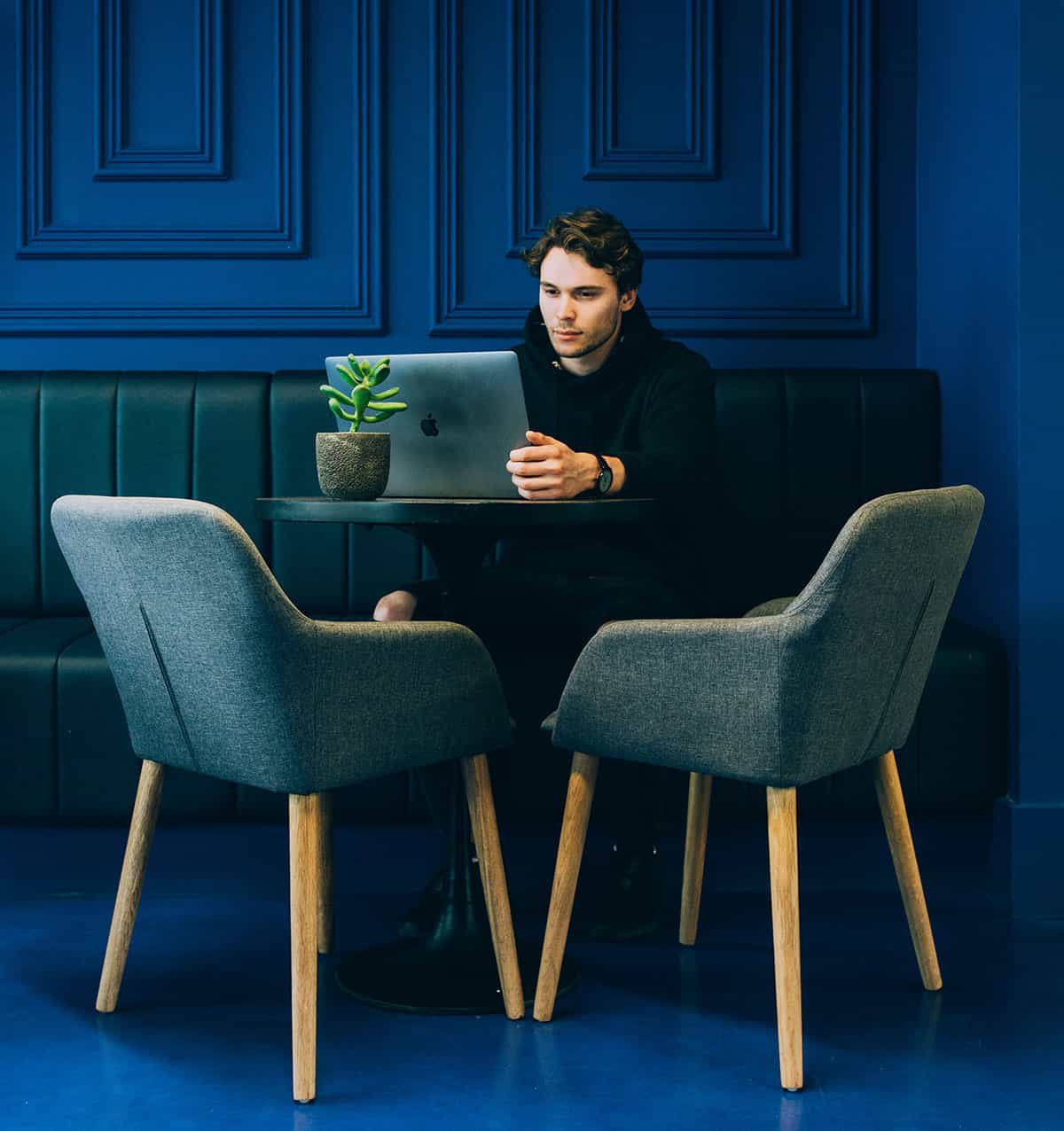 Construye tu negocio con KOUM